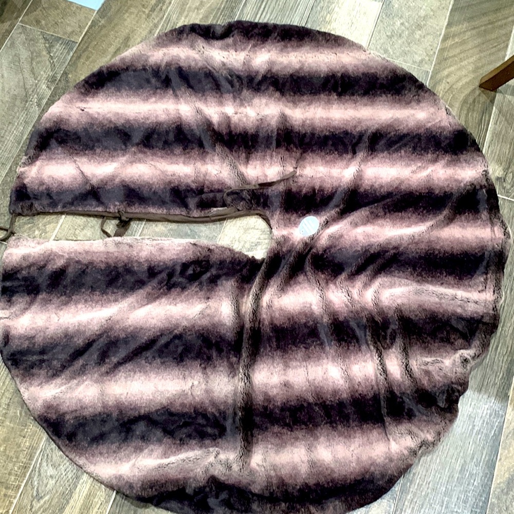 Tree Skirt